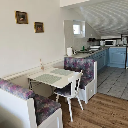 Gordana's Place With A Sea View アパート