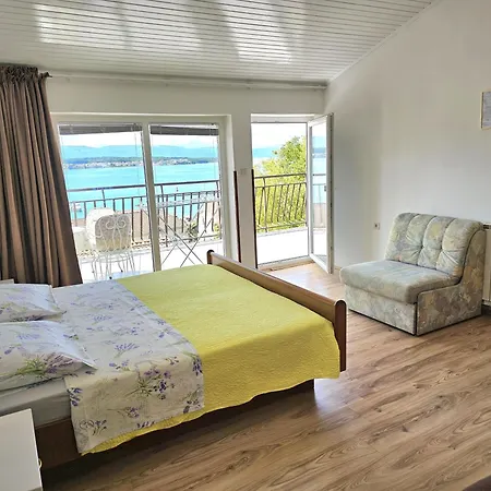 Gordana's Place With A Sea View Apartman *